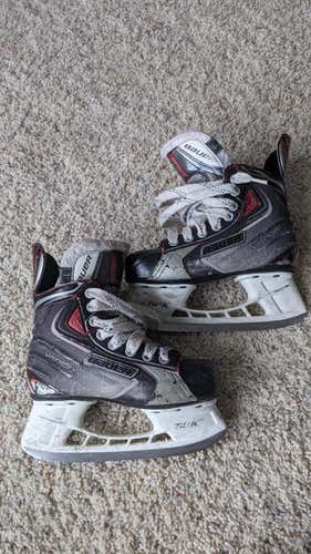 Used Junior Bauer Vapor x50 Hockey Skates Regular Width Size 1