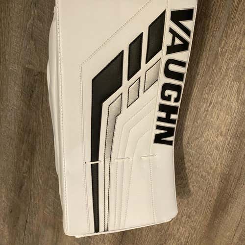 White Senior Regular VE8 Pro Carbon Pro Stock