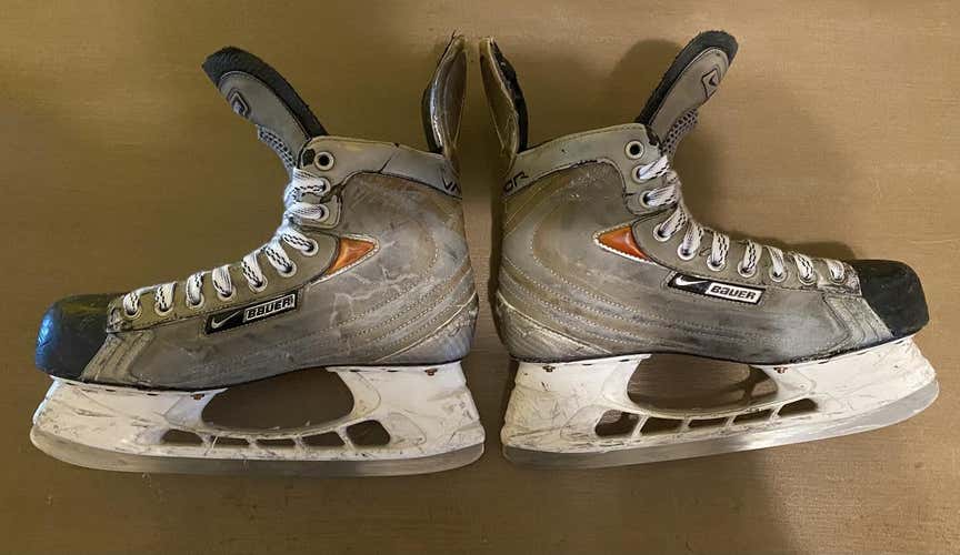 Used Senior Bauer Vapor XXXX Hockey Skates Regular Width Size 8