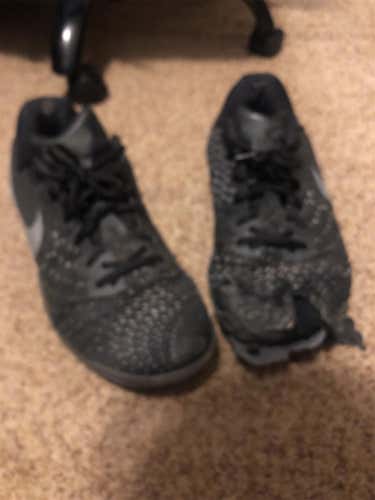 Black Men's Size 11.5 (Women's 12.5) Nike Shoes