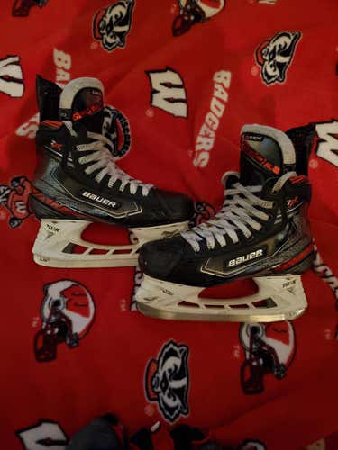 Junior Bauer Vapor 2X skates w/ superfeet D Width Size 2