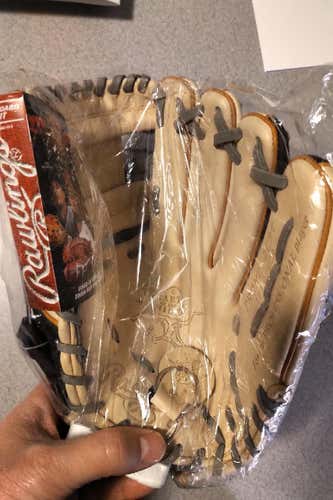 RAWLINGS HEART OF THE HIDE BASEBALL GLOVE - 11.5" - BRAND NEW