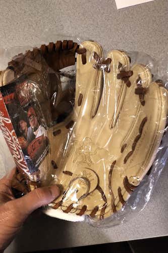 RAWLINGS HEART OF THE HIDE BASEBALL GLOVE - 11.5" - BRAND NEW
