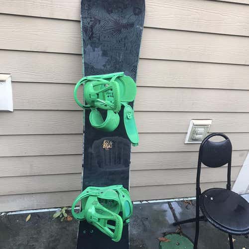 Used  Ride Berzerker With Bindings Stiff Flex True Twin Snowboard