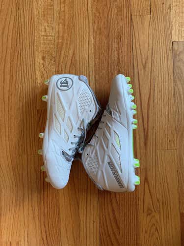 White Warrior Burn 8.0 Cleats 11.5 Mid