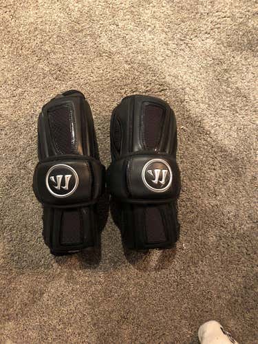 barely Used Medium/Large Warrior Evo Pro Arm Pads