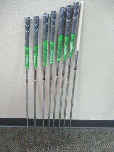 DYNAMIC GOLD S300 STIFF FLEX 34.25" - 37.50" 8 Pcs SHAFT PULLS .355T