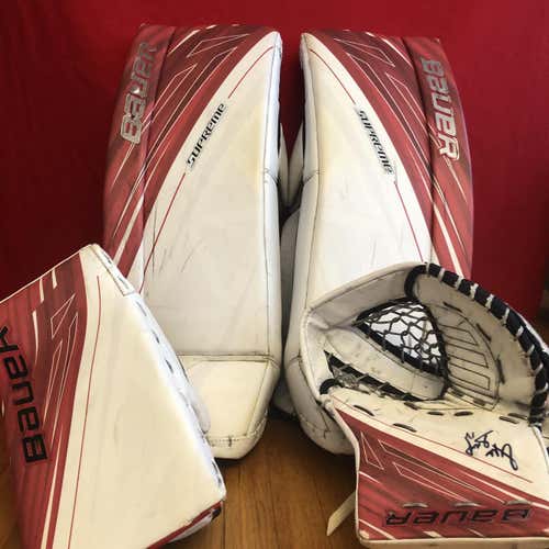 Red Intermediate 32" Regular Supreme S190 Goalie Full Set