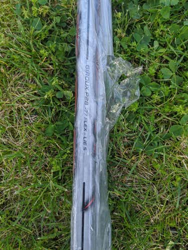 New(Right) Vapor 1X Hockey Stick 77 P28