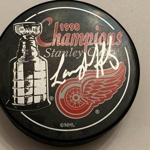 LARRY MURPHY Signed 1998 Stanley Cup Champs Detroit Red Wings Hockey Puck