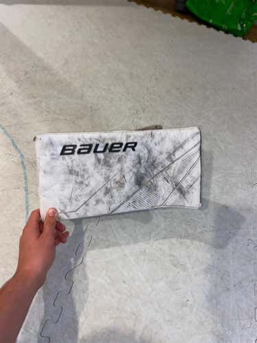 BAUER S29 SENIOR BLOCKER USED