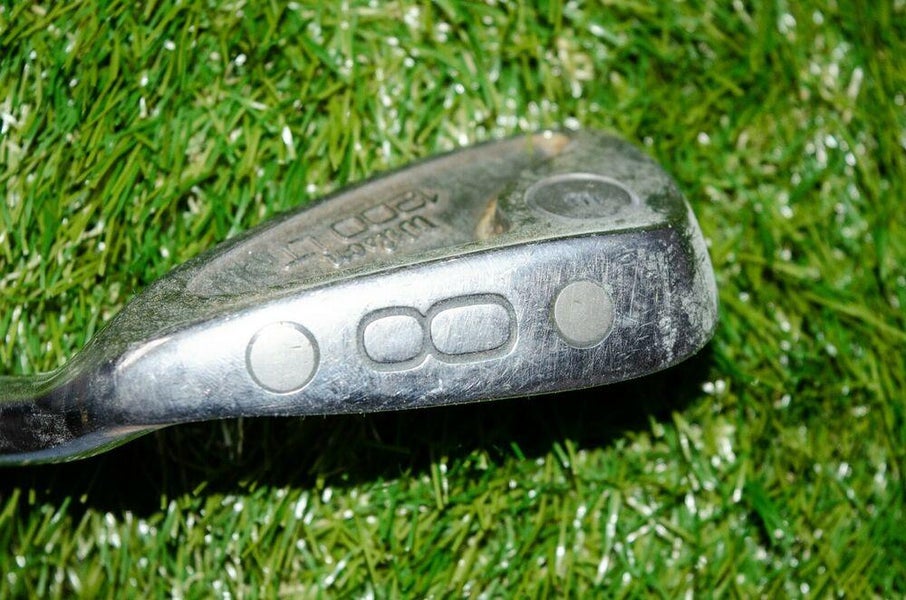 Wilson	1200 LT	8 Iron	Right Handed	36.5"	Steel	Stiff	New Grip