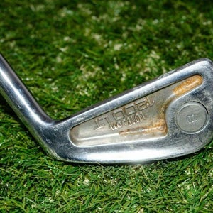 Wilson	1200 LT	4 Iron	Right Handed	38"	Steel	Stiff	New Grip