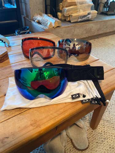 Black Used Oakley Prizm Medium Ski Goggles