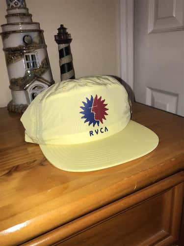 BNWT RVCA snapback yellow