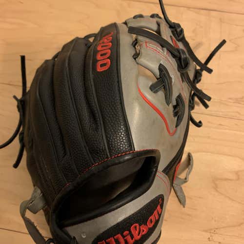 Black Kid Pitch (9YO-13YO) Infield A2000 11.25" Baseball Glove
