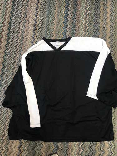 Athletic Knit 5XL Box Goalie Jersey In Black With White