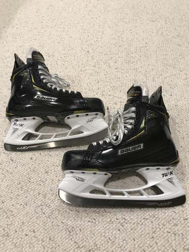 Brand New Senior Bauer Supreme 2S Pro Hockey Skates Size 8.5 D Width