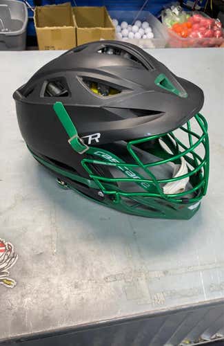 Cascade Used Matte Black R Helmet