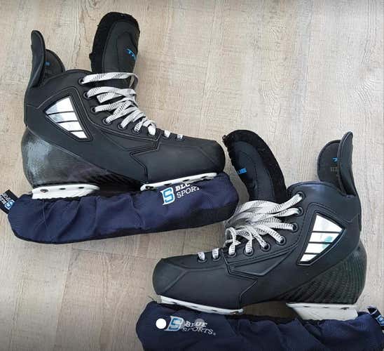Junior Used True Stock Skate Hockey Skates Regular Width Size 5