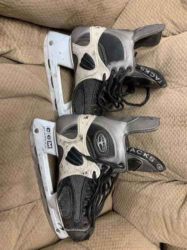 Senior CCM Tacks Size 7.5 Hockey Skates