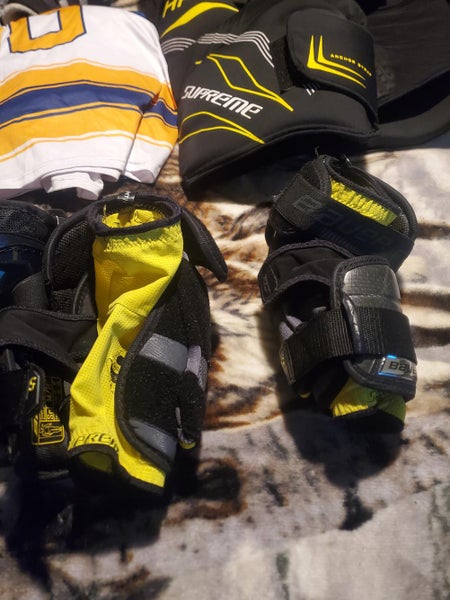 Used Senior Medium Bauer Supreme 1S Elbow Pads