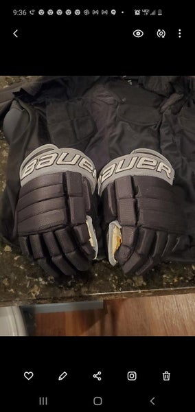 New Bauer 4 Roll Gloves 13"