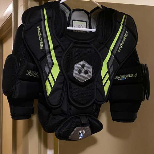 Youth Sm/Med Vaughn VE Goalie Chest Protector