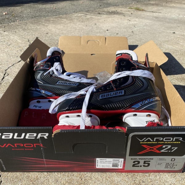 Junior Bauer Vapor X2.7 Regular Width Size 2.5 Hockey Skates