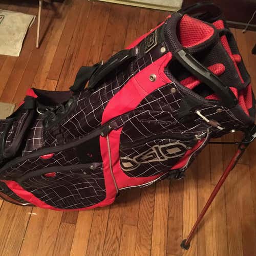 Used Ogio Grom standing Bag