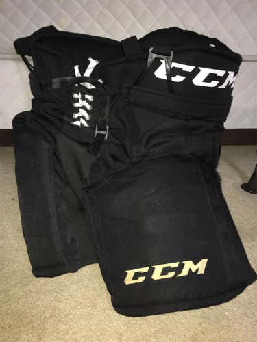 Black Senior Medium CCM HP30 Hockey Pants