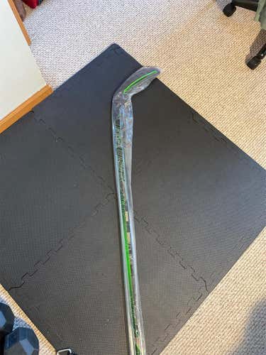 Senior Left Hand Nexus ADV Mid Pattern  Hockey Stick