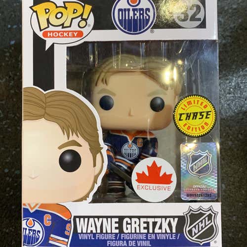Limited Chase Funko Pop! NHL 32 Wayne Gretzky Oilers w/ Cup Canada Exclusive Pop