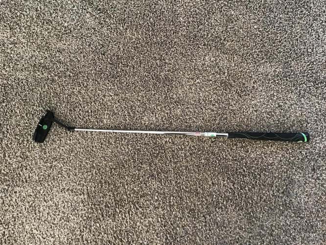 Used Men's Other Right Handed Blade Putter 35" with putter cover.