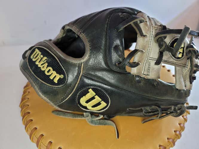 Used Wilson a2000 1788 Baseball Glove 11.25"