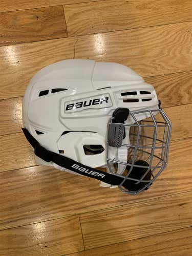 Used Bauer Prodigy Youth Helmet. white. 2023 certification. excellent condition