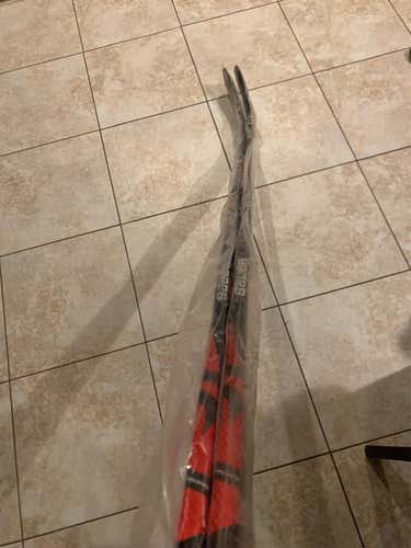 *2 PACK* Senior Right Handed Vapor FlyLite  Hockey Stick