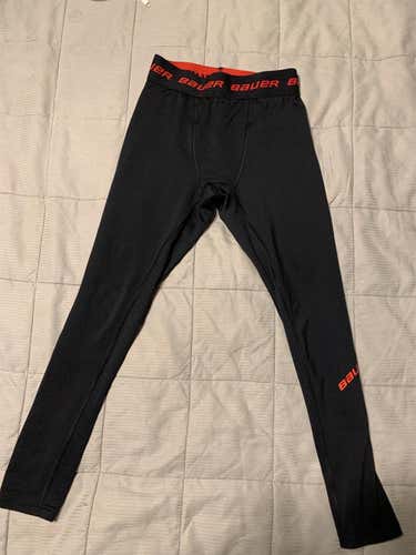 Black Youth Medium Bauer Compression