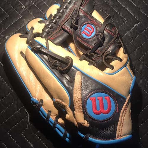 Wilson Brown/Blue Trim Kid Pitch (9YO-13YO) Left Hand Throw A500 11.5" Baseball Glove