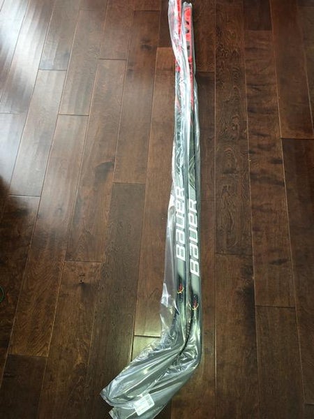 Price is for 1 New Intermediate Bauer Left Handed Vapor FlyLite Hockey Stick Mid Pattern