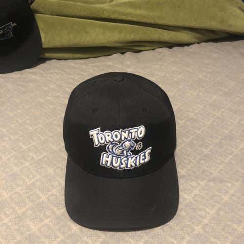 Toronto Huskies Mitchell & Ness SnapBack Hat