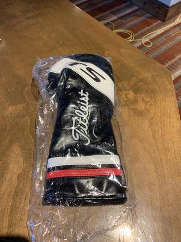 New Titleist TS Driver headcover