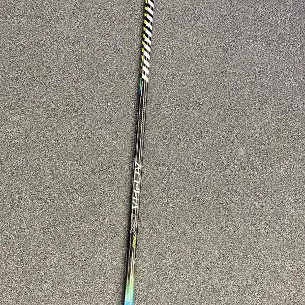 Warrior Alpha DX Pro Sr. Hockey Stick - 85 W71 RH