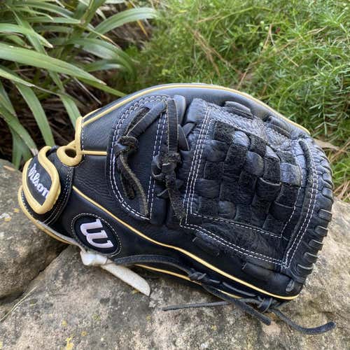 Wilson A500 Siren - 12 Inch Fastpitch Softball Glove - A05RF2012