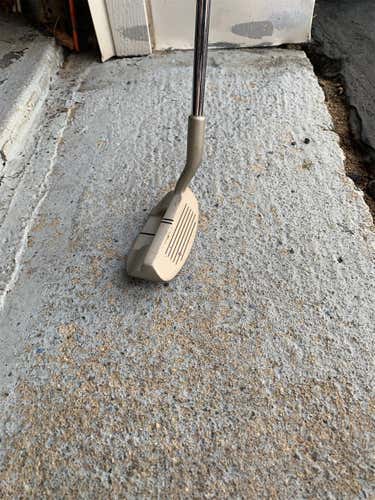 Used True Ace Mens Chipper Steel Shaft Standard Right Handed P105 Right Handed Putter