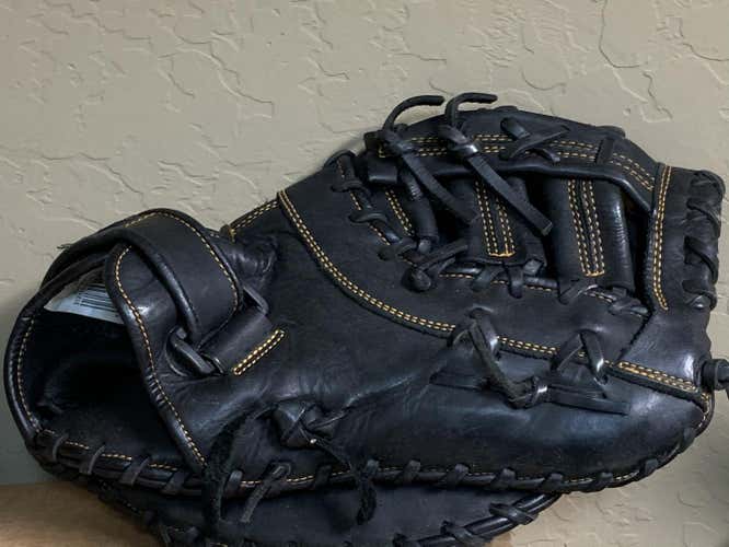 Black Used High School/College Mizuno Right Hand Throw First Base MVP Prime Baseball Glove 13"