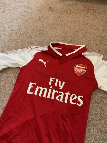 Arsenal Authentic Home Kit Medium