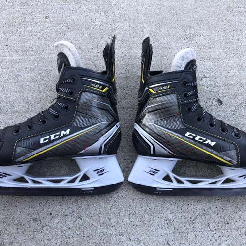 Youth CCM Super Tacks AS1 Regular Width  Size 12 Hockey Skates