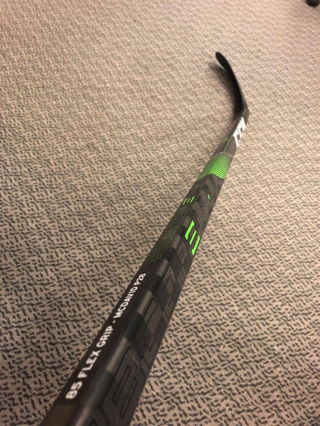 Senior Right Handed RibCor Trigger 4 PRO P28 Pattern  85 Flex Hockey Stick