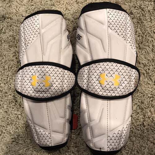 New Large Under Armour Command Pro Arm Guard Arm Pads